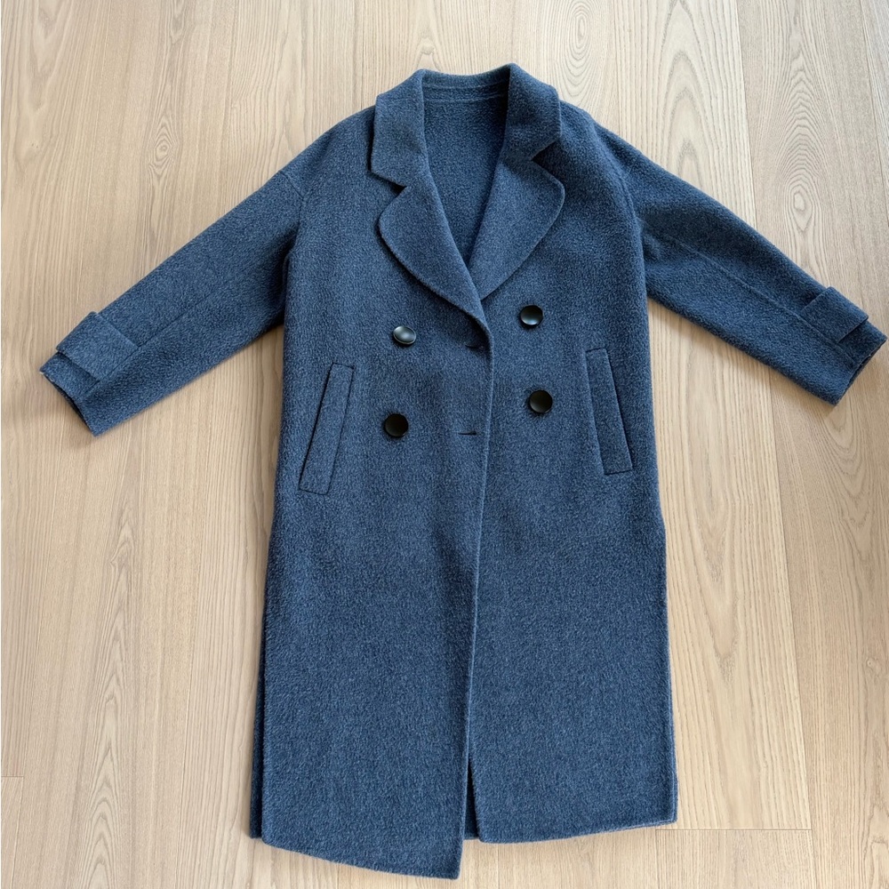 Like New Long Blue-Grey Wool Alpaca Blend Coat – Size Small